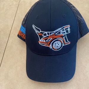 NWOT LUFTGEKUHLT MENS HAT